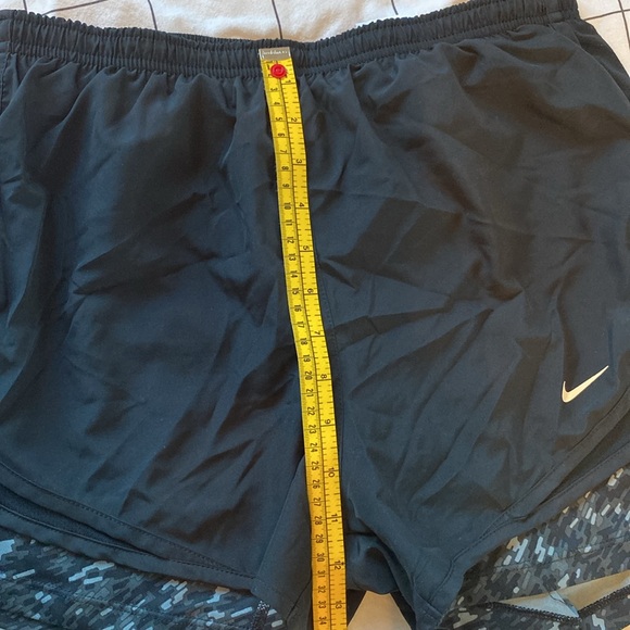 Nike running shorts women with attached shorts - Picture 9 of 11